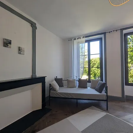 Holiday home La Maison D'alice Gudmont-Villiers